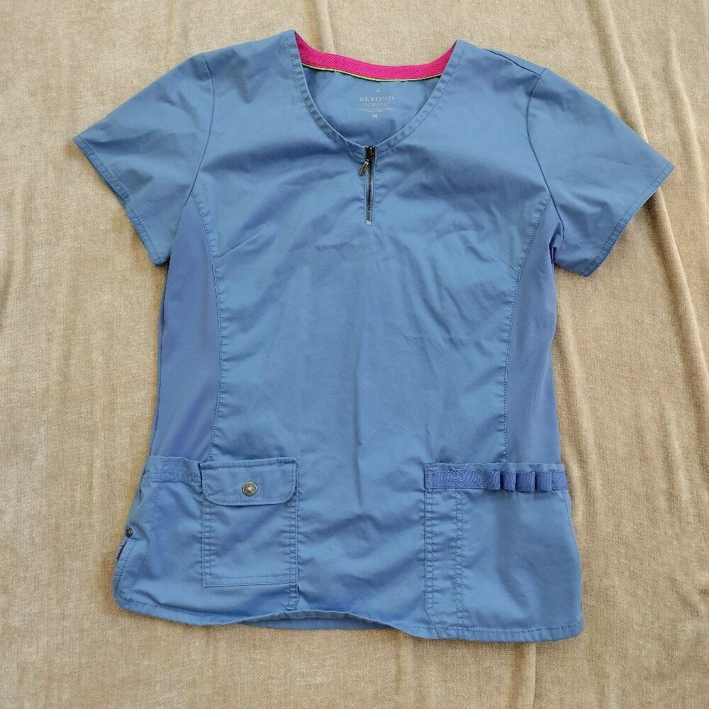 Beyond Scrubs Partial Zip Blue Top Size M